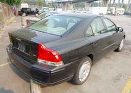 2007 VOLVO S60