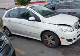 2009 MERCEDES-BENZ B200