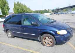 2004 DODGE CARAVAN SE