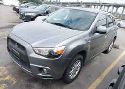 2011 MITSUBISHI RVR