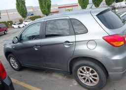 2011 MITSUBISHI RVR