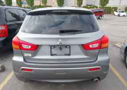 2011 MITSUBISHI RVR