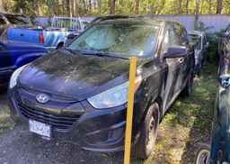 2013 HYUNDAI TUCSON GL