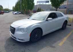2015 CHRYSLER 300