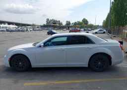 2015 CHRYSLER 300