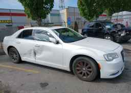 2015 CHRYSLER 300