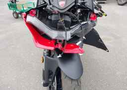 2024 DUCATI PANIGALE V2