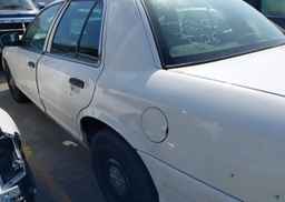 2004 FORD CROWN VICTORIA POLICE INTERCEPTOR