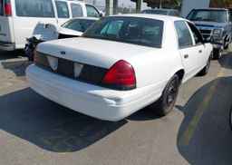 2004 FORD CROWN VICTORIA POLICE INTERCEPTOR