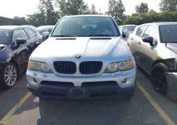 2005 BMW X5 3.0I