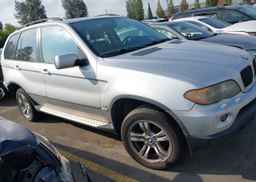 2005 BMW X5 3.0I