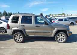 2006 JEEP LIBERTY SPORT