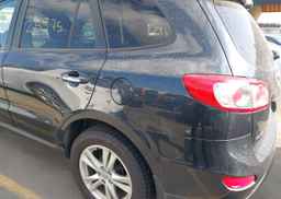 2011 HYUNDAI SANTA FE SE