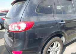 2011 HYUNDAI SANTA FE SE