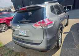 2016 NISSAN ROGUE