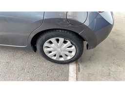 2016 NISSAN VERSA