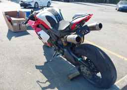 2023 DUCATI PANIGALE V4 R