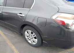 2011 NISSAN Altima S