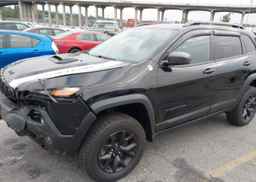 2018 JEEP CHEROKEE TRAILHAWK