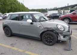 2019 MINI COOPER