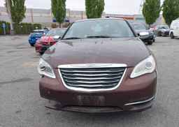 2013 CHRYSLER 200
