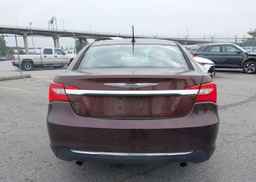 2013 CHRYSLER 200