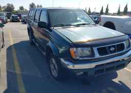 2000 NISSAN FRONTIER CREW CAB XE