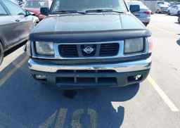 2000 NISSAN FRONTIER CREW CAB XE