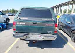2000 NISSAN FRONTIER CREW CAB XE