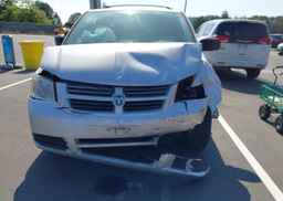 2010 DODGE GRAND CARAVAN SE