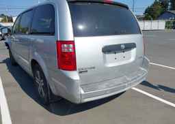 2010 DODGE GRAND CARAVAN SE