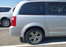 2010 DODGE GRAND CARAVAN SE