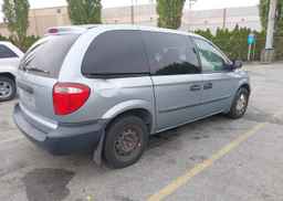 2004 DODGE CARAVAN SE