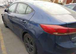 2017 HYUNDAI elantra se