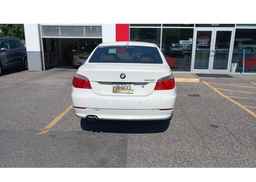 2010 BMW 528I