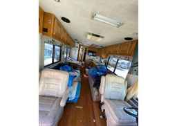 1996 BEAVER MONTEREY