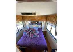 1996 BEAVER MONTEREY
