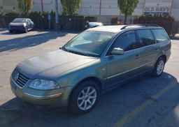 2004 VOLKSWAGEN PASSAT GLS