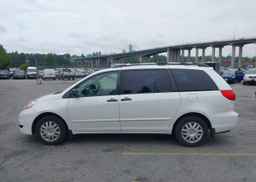 2008 TOYOTA SIENNA CE