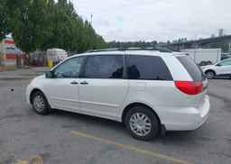 2008 TOYOTA SIENNA CE