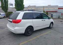 2008 TOYOTA SIENNA CE