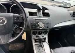 2010 MAZDA 3 I