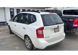 2008 KIA RONDO