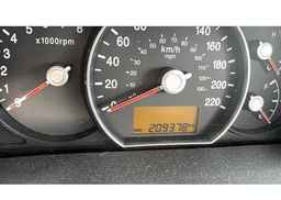 2008 KIA RONDO