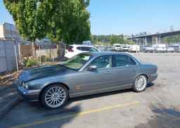 2004 JAGUAR XJR