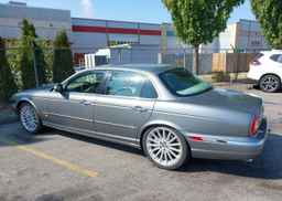 2004 JAGUAR XJR