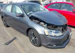 2013 VOLKSWAGEN JETTA TDI