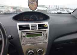 2009 TOYOTA YARIS