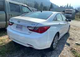 2012 HYUNDAI SONATA SE