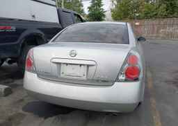 2005 NISSAN ALTIMA S